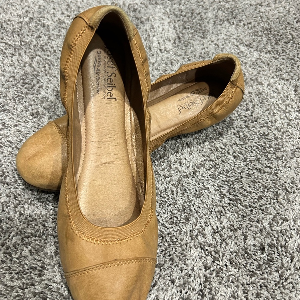 Josef Seibel Tan Leather Comfort Flats